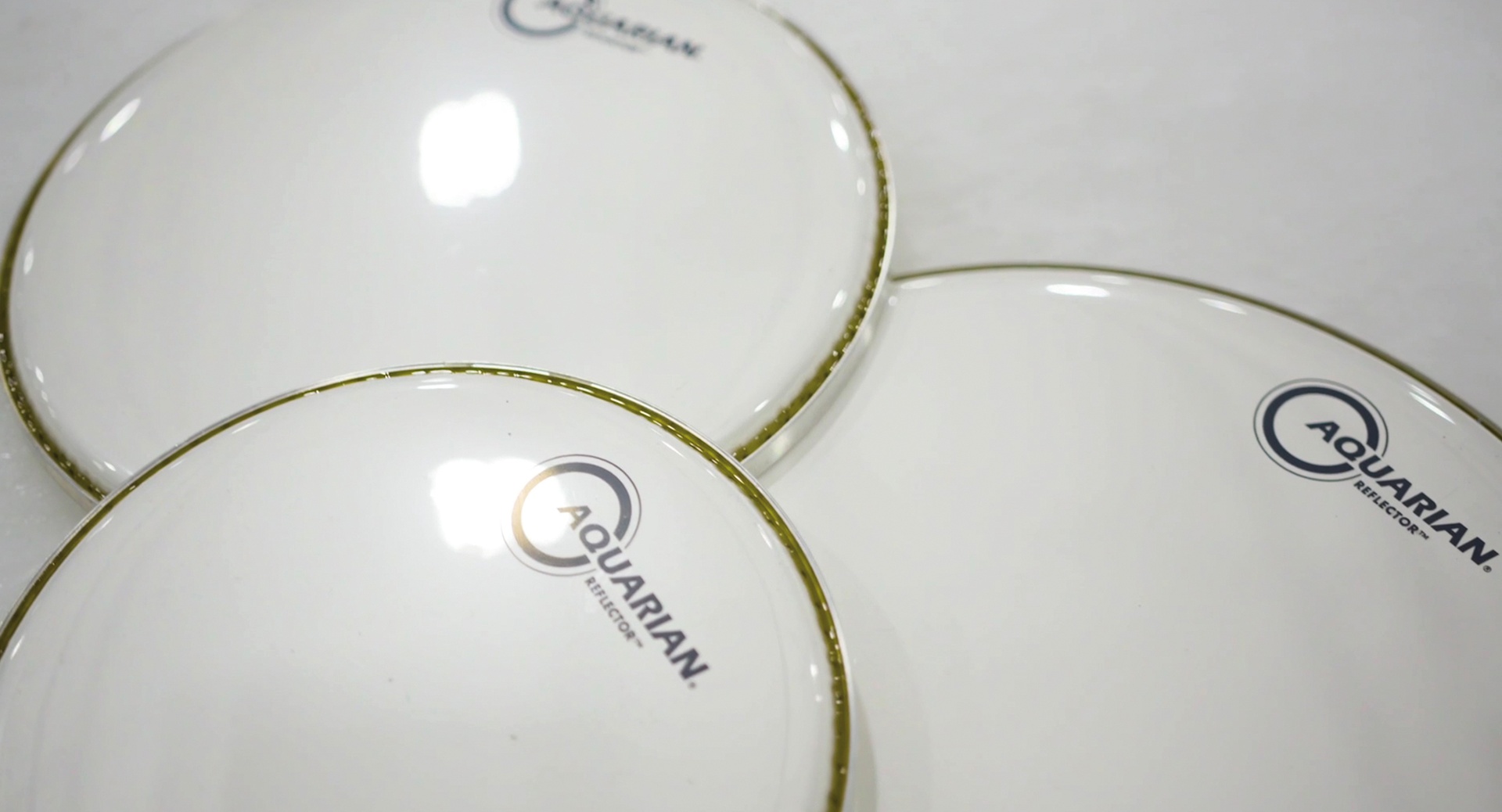 PEAU AQUARIAN REFLECTOR 16" WHITE MIRROR